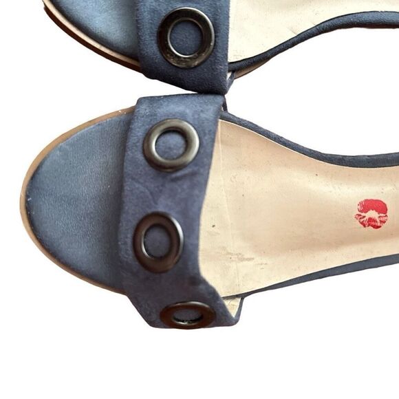 Cute suede and metals sandals - Picture 7 of 7